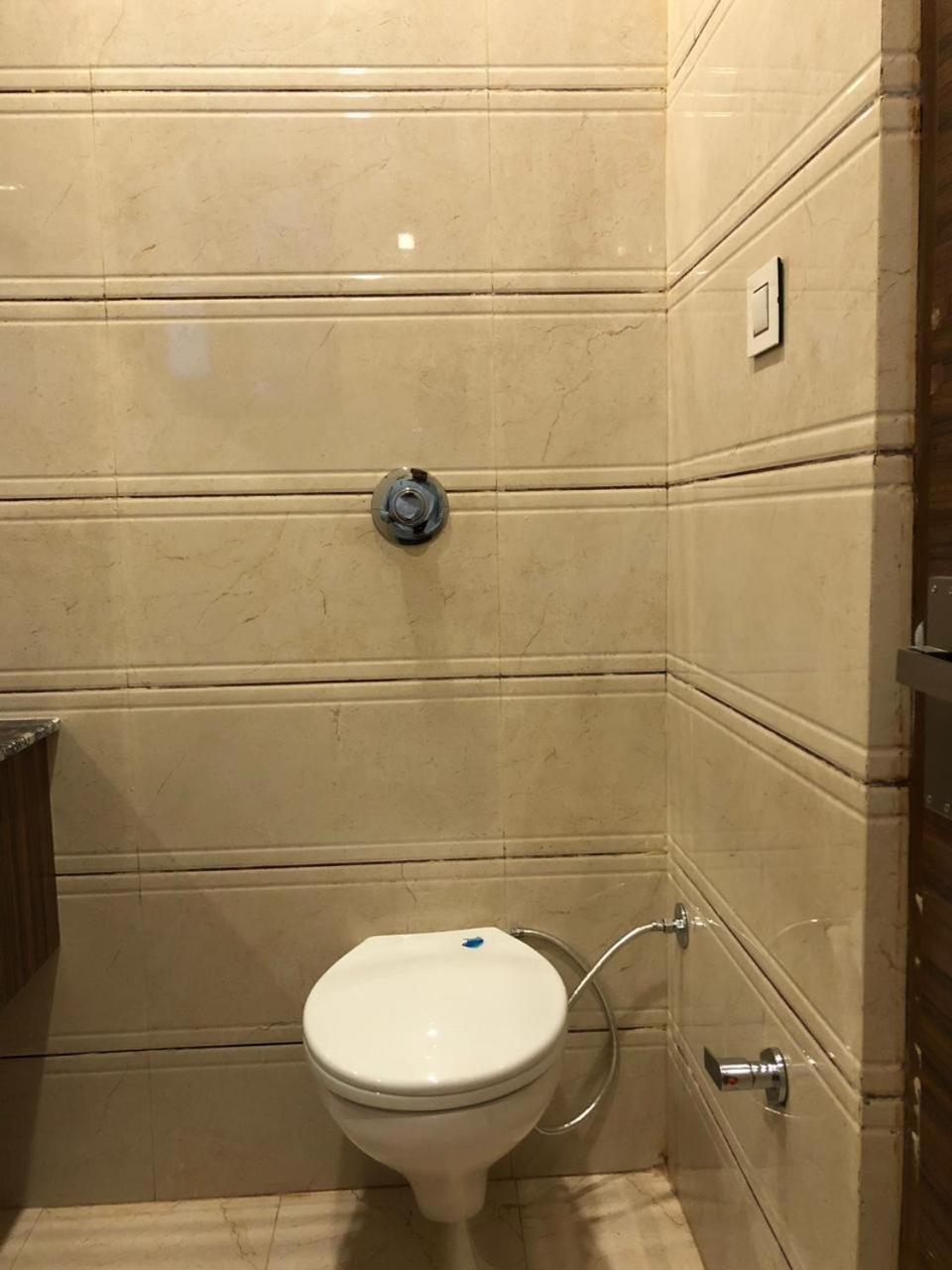 Hotel D S Inn Амритсар Экстерьер фото